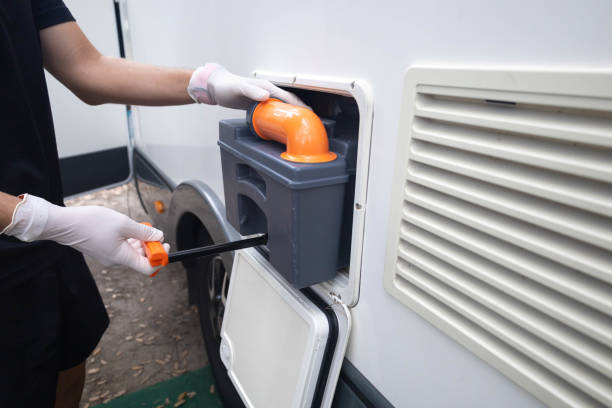 Best Portable restroom trailer rental  in Carteret, NJ